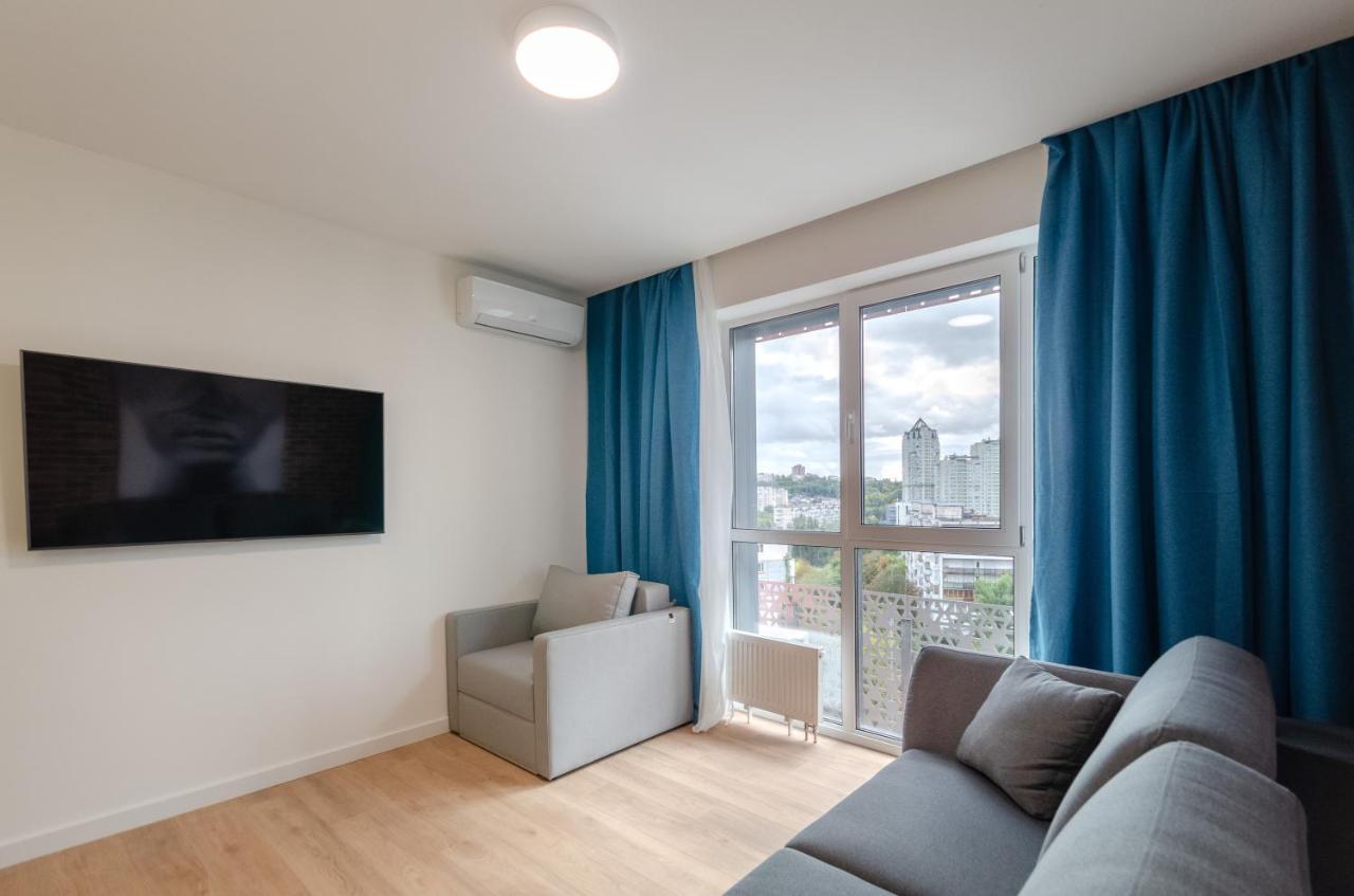 Petrovdom 12-95 Loft Apartments At Rc Kvartet, 16Г Vasyl Lypkivskyi Street 基輔 外观 照片