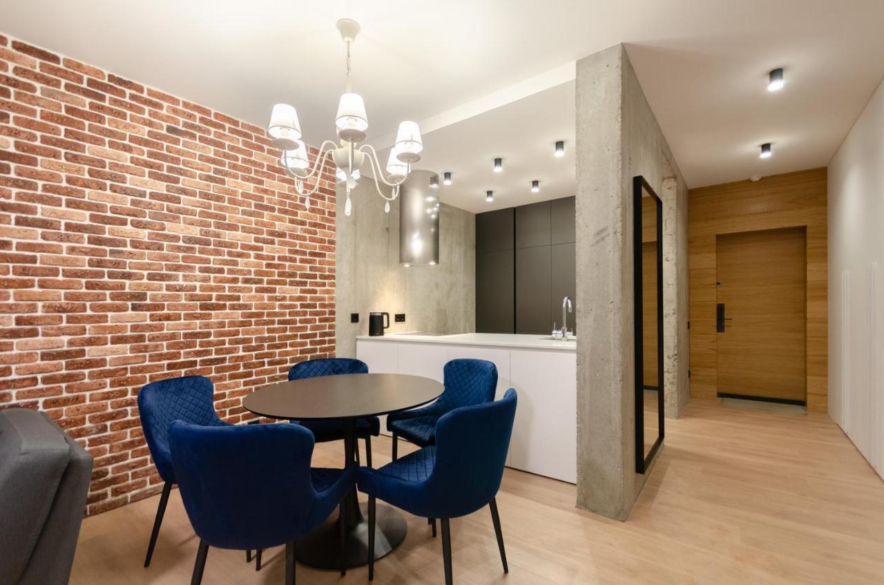 Petrovdom 12-95 Loft Apartments At Rc Kvartet, 16Г Vasyl Lypkivskyi Street 基輔 外观 照片