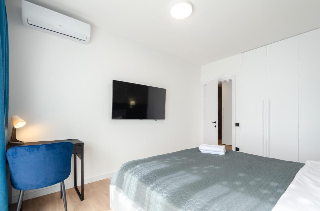 Petrovdom 12-95 Loft Apartments At Rc Kvartet, 16Г Vasyl Lypkivskyi Street 基輔 外观 照片