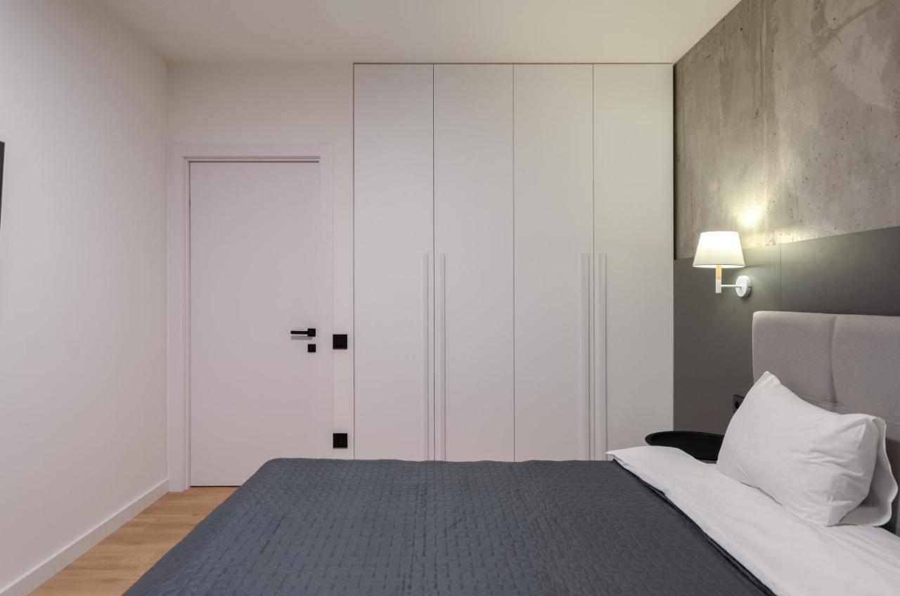 Petrovdom 12-95 Loft Apartments At Rc Kvartet, 16Г Vasyl Lypkivskyi Street 基輔 外观 照片