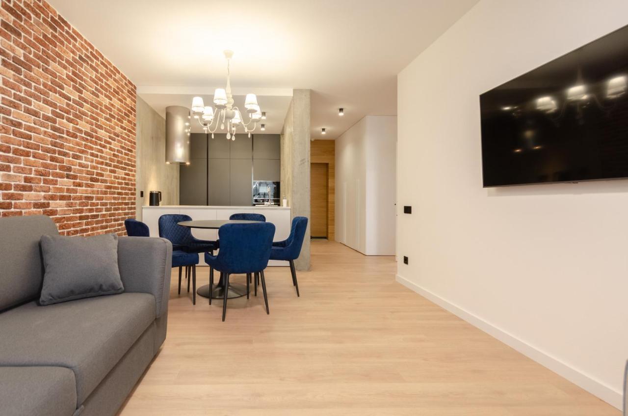 Petrovdom 12-95 Loft Apartments At Rc Kvartet, 16Г Vasyl Lypkivskyi Street 基輔 外观 照片