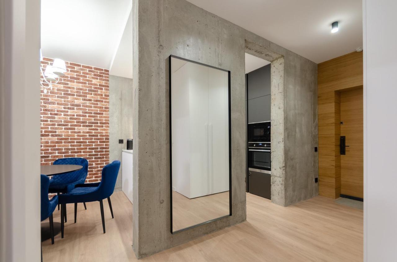 Petrovdom 12-95 Loft Apartments At Rc Kvartet, 16Г Vasyl Lypkivskyi Street 基輔 外观 照片