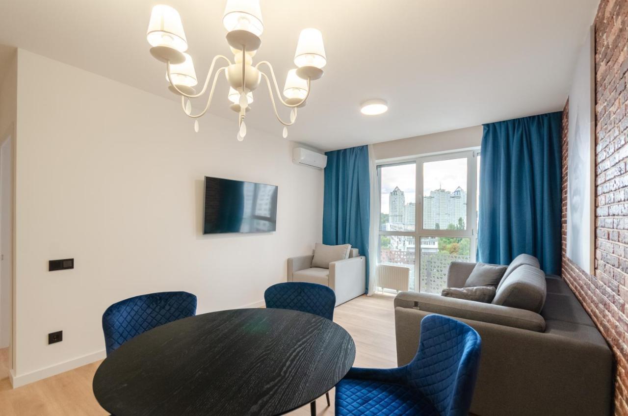 Petrovdom 12-95 Loft Apartments At Rc Kvartet, 16Г Vasyl Lypkivskyi Street 基輔 外观 照片