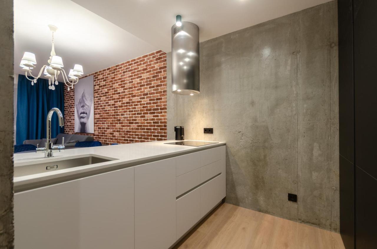 Petrovdom 12-95 Loft Apartments At Rc Kvartet, 16Г Vasyl Lypkivskyi Street 基輔 外观 照片