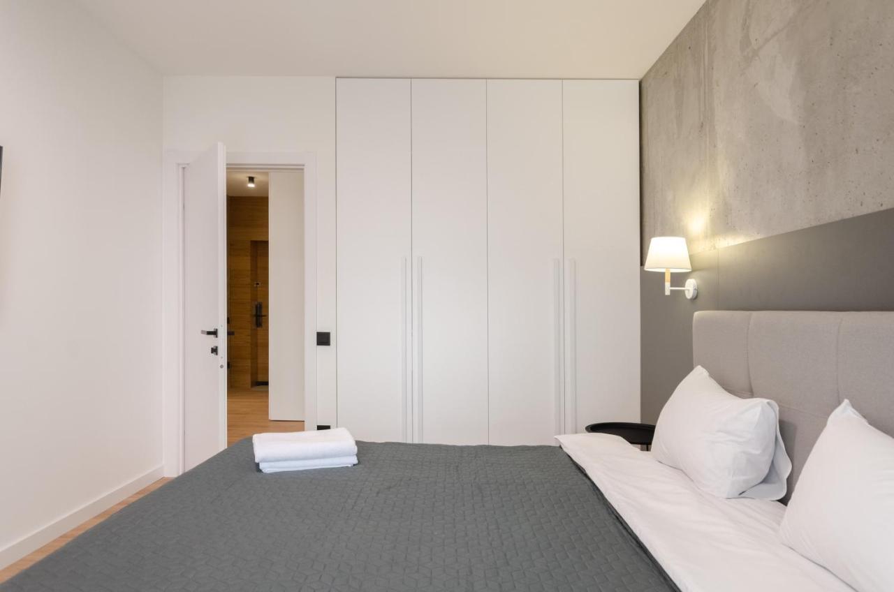 Petrovdom 12-95 Loft Apartments At Rc Kvartet, 16Г Vasyl Lypkivskyi Street 基輔 外观 照片