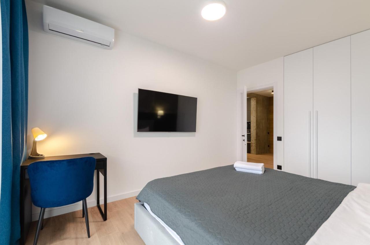 Petrovdom 12-95 Loft Apartments At Rc Kvartet, 16Г Vasyl Lypkivskyi Street 基輔 外观 照片